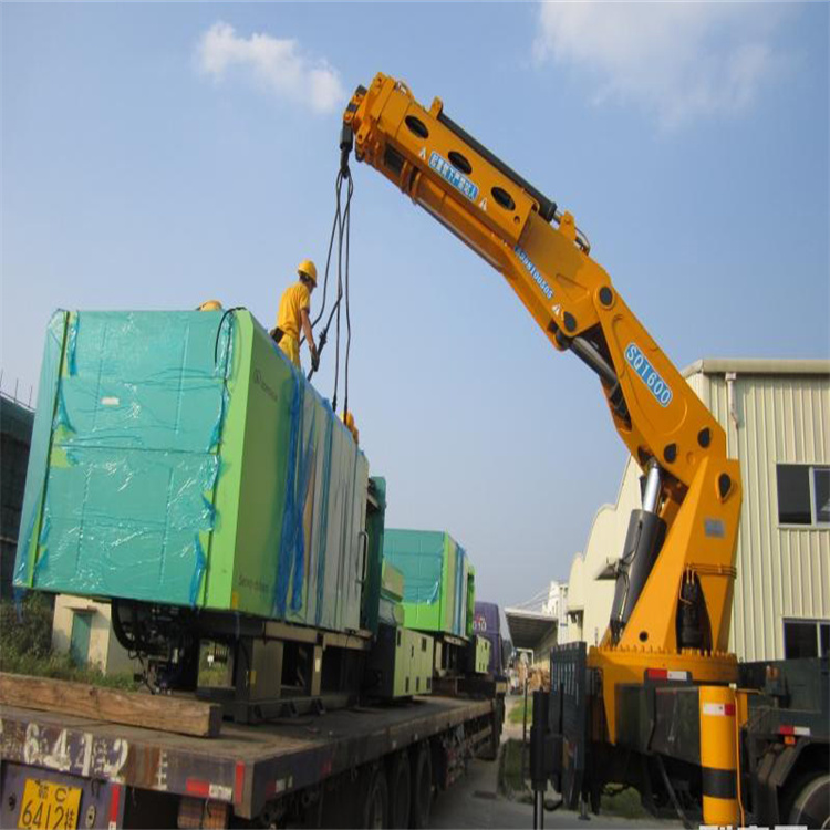 长寿吊车出租的安全防范常识